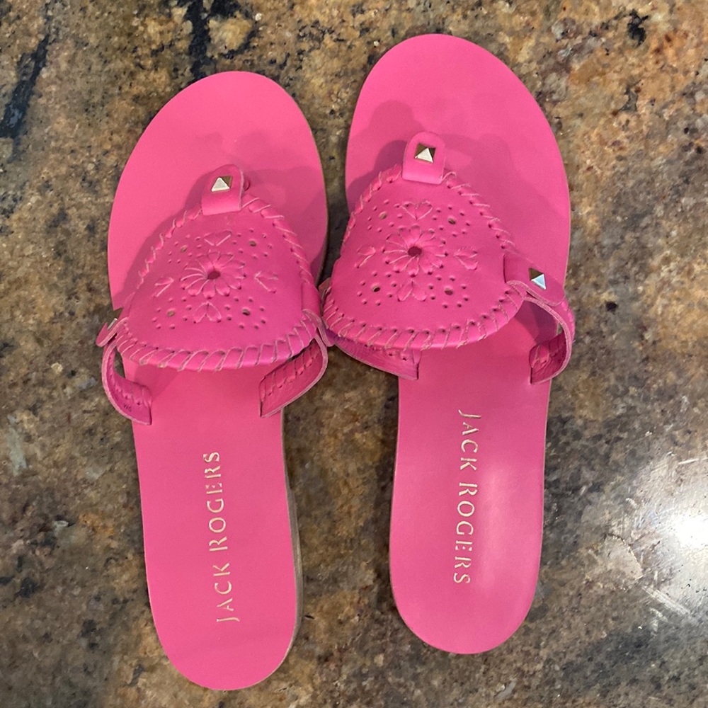 Jack Rogers like new pink flats. Size 9! So cute!